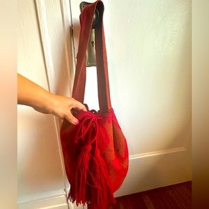 Susu Accessories Bucket Bag (Red)